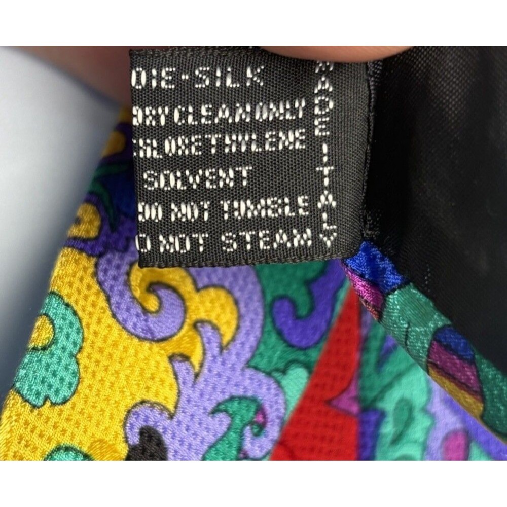 Vtg V2 Versace Mens Black Red Purple Floral Silk Tie 3.75" W Luxury Italy Retro - Picture 6 of 7
